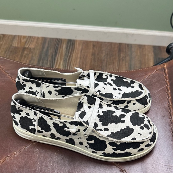 3 pair canvas slip-ons 10 - Picture 3 of 16